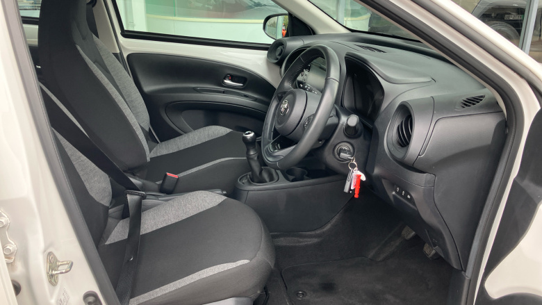 Toyota Aygo X 1.0 VVT-i Pure 5dr Petrol Hatchback
